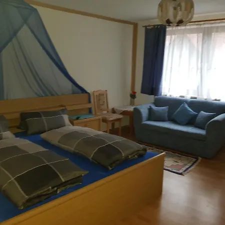 Pension-puttlachtal Konukevi