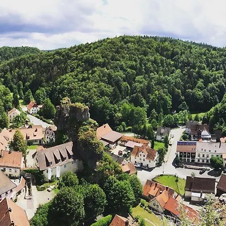 Casa de hóspedes Pension-puttlachtal Pottenstein