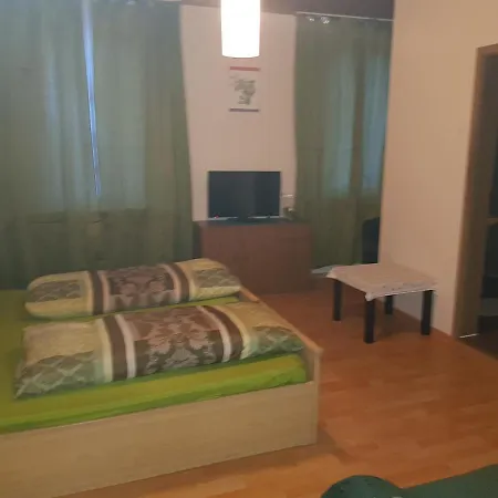 Pension-puttlachtal Pensión Pottenstein