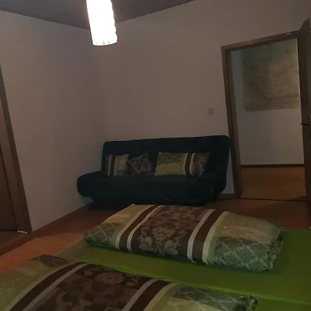 Pension-puttlachtal Pensión
