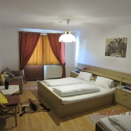 Pensión Pension-puttlachtal